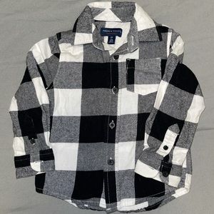 $5/25!!!! Toddler Black & White Flannel